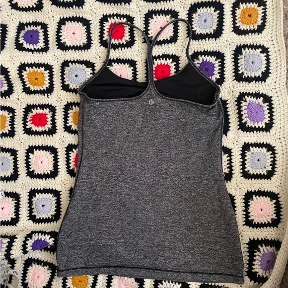 $50/2 Lululemon Power Y Tank size 8 - Picture 3 of 8
